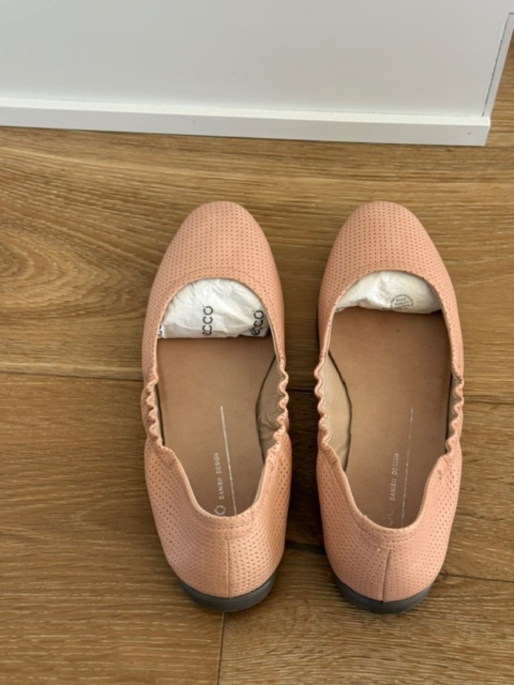 ECCO Pink Perforated Ballet Flats